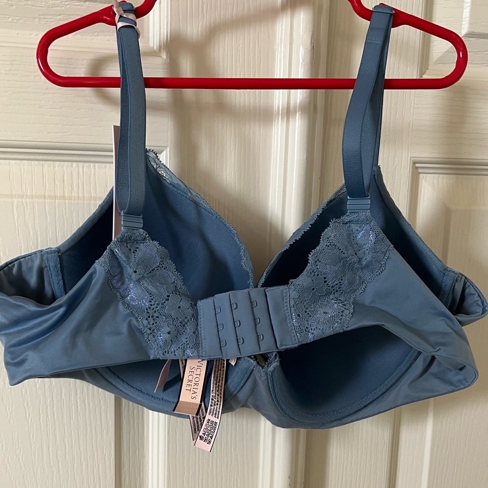 Victoria Secret Bra Size 40C Brand New With Tag Prize on See pictures on color - Picture 10 of 11